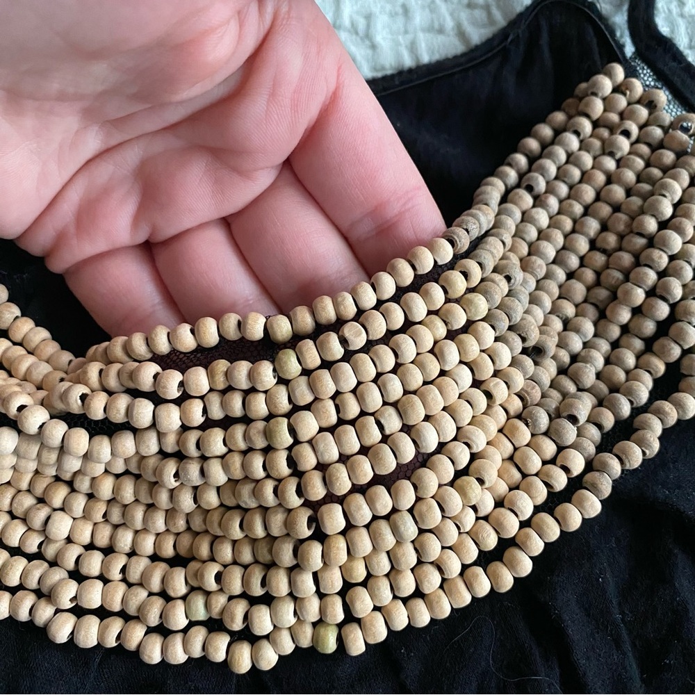 Black Long Tank Top Wood Beaded Neckline Size Medium Spaghetti Strap Tank Tunic - Picture 3 of 7